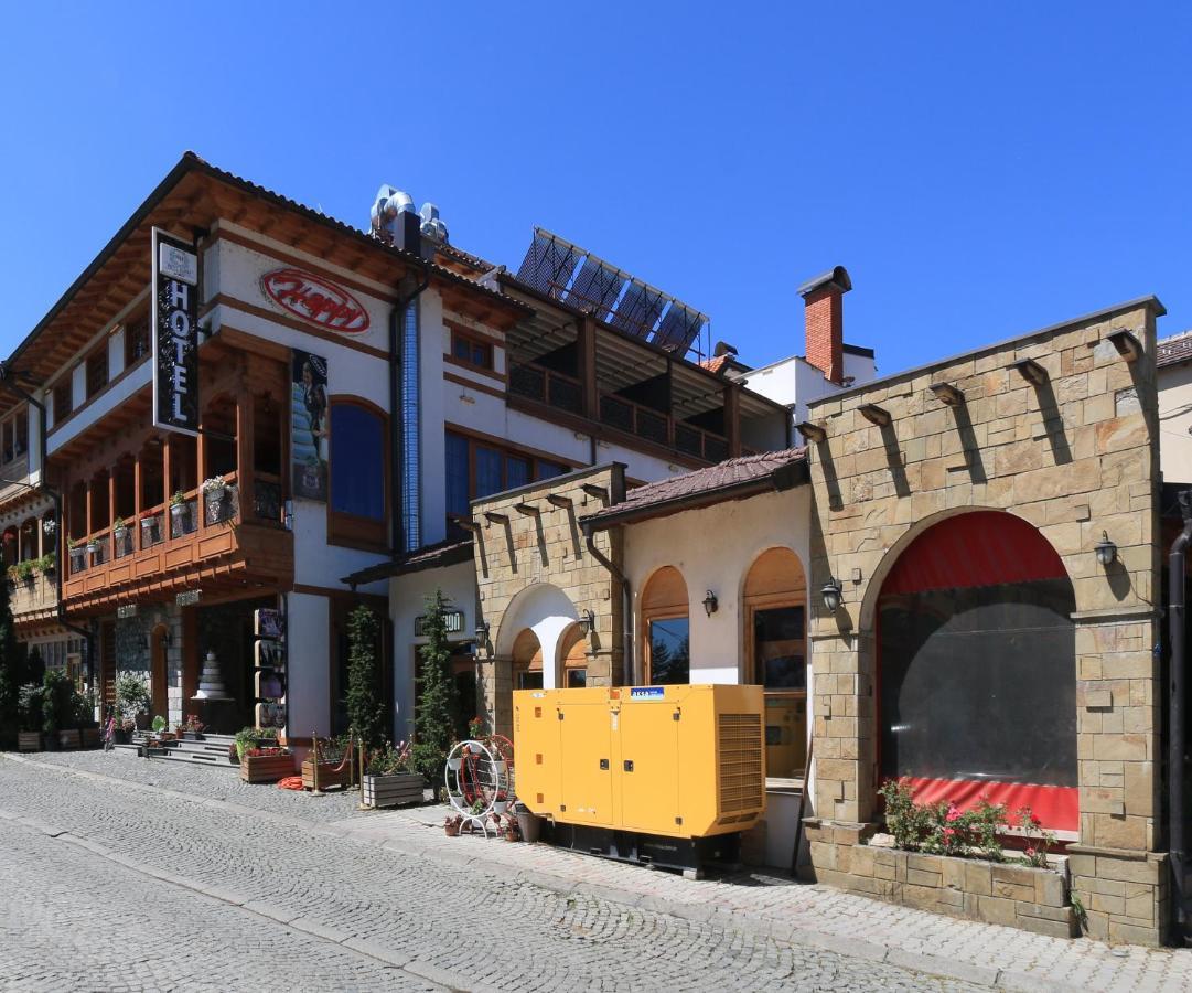 Hotel Happy Gjakova Exteriér fotografie